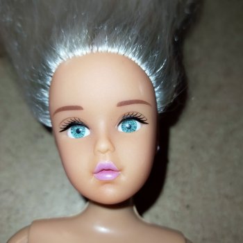 Подскажите пожалуйста что за кукла