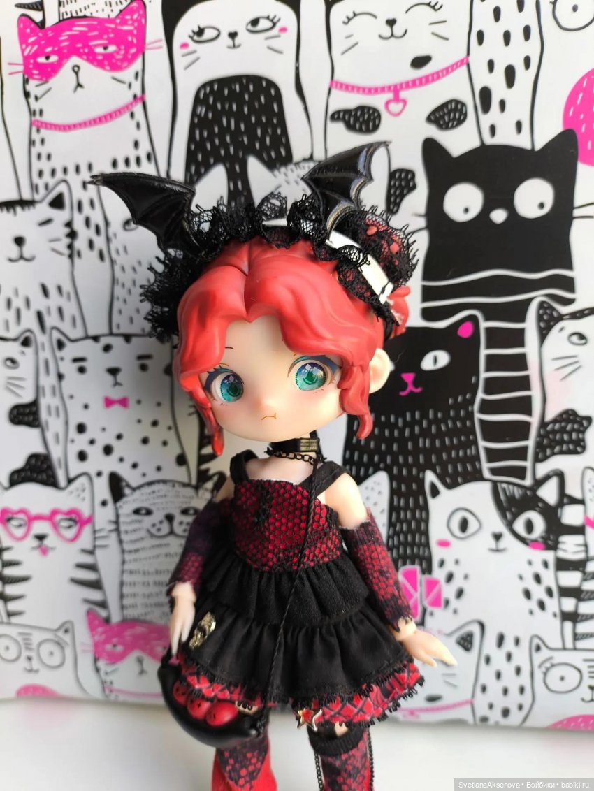 Шипастая (тёмная) роза — Куклы Simontoys и Come4Free (Blind Box): Teennar
