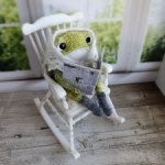 Жабка вязаная ручной работы