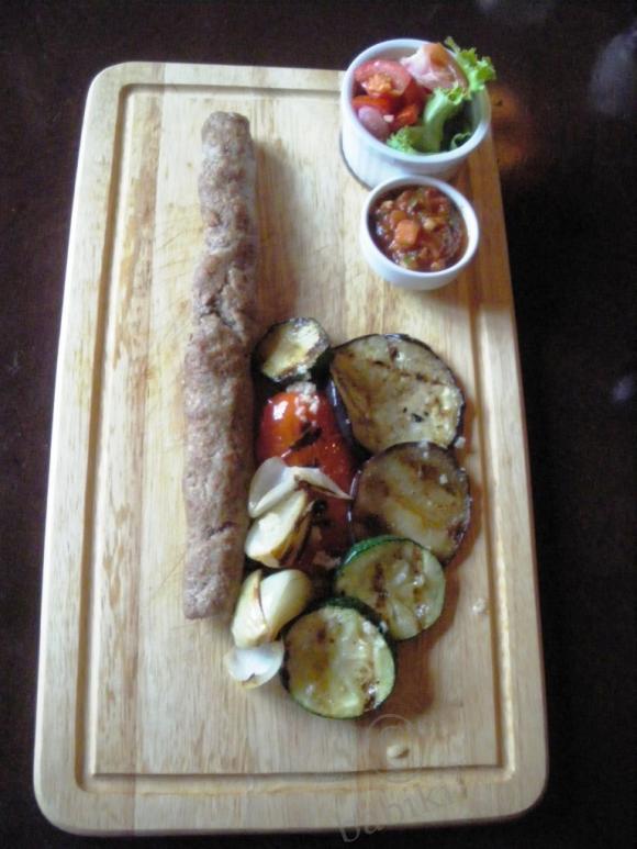 По просьбам трудящихся - ресторан "The Hooch" и другие окрестности Екб