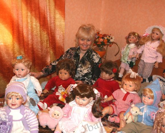 Мои любимые куклы — Коллекции игровых кукол (Playline): фото полок