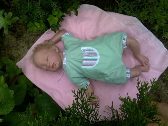 Моя малютка Сонечка: она же Леа, она же Кайрин - одна из четверни Стефани Саливан