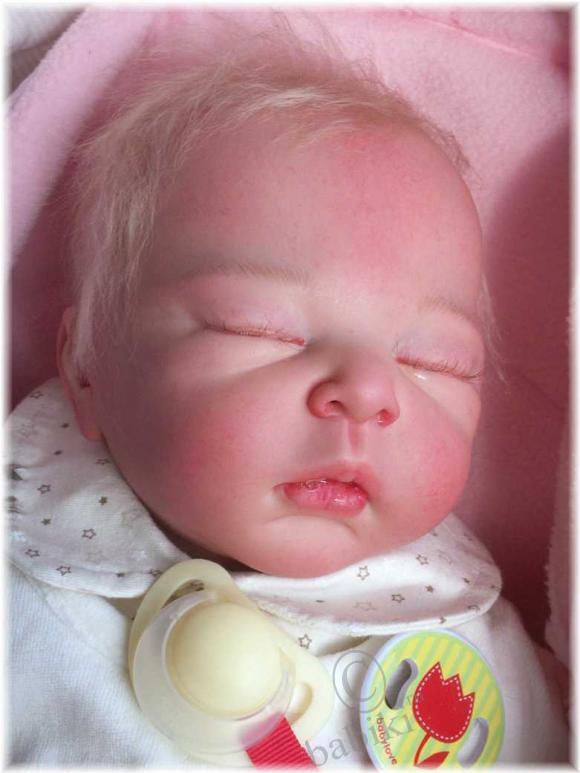 Кукла реборн из молда от Adrie Stoete-Schuiteman ALEXIA (фото 7)