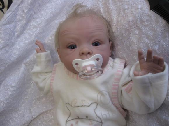 Малышка Софи в моем варианте :) ( кукла реборн).Добавила еще фото (фото 5)