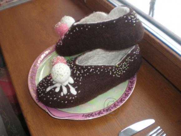 Тапки "Брауни с морженым" - мокрое валяние (фото 5)