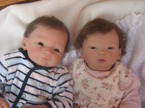 Покажемся и мы и сладкая сплюшечка - мои детки-реборн. Работа Екатерины Самгиной