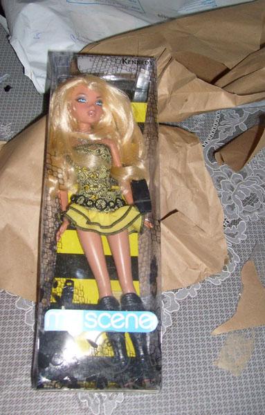 Красотка пчёлка - кукла My Scene