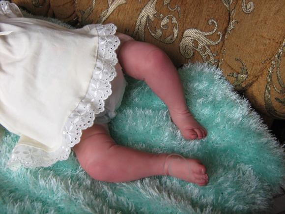 Малышка реборн Эмбер. Мама,погляди на меня (фото 7)