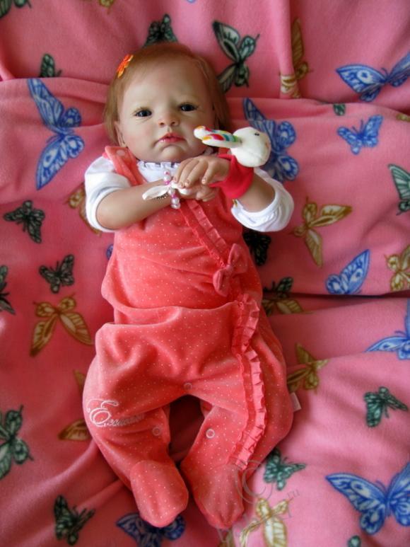 У меня родилась девченка EMILY