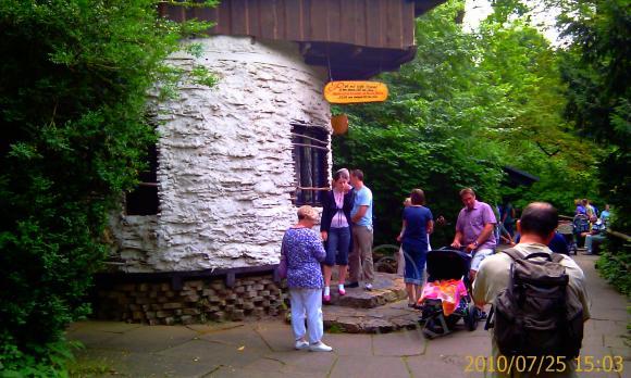 Кто сказал, что "МЫ не в СКАЗКЕ ЖИВËМ" !? -3