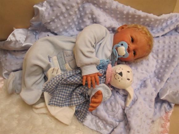 Малыш реборн Бено собрался к маме (фото 2)