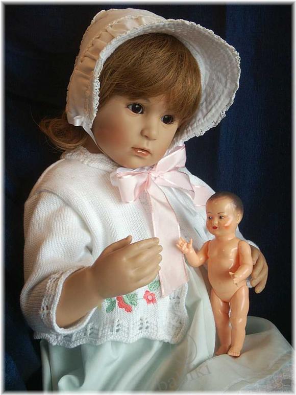 В нашем полку-прибыло! Коллекционная кукла от С. Скилле-"Тоне" (фото 4)