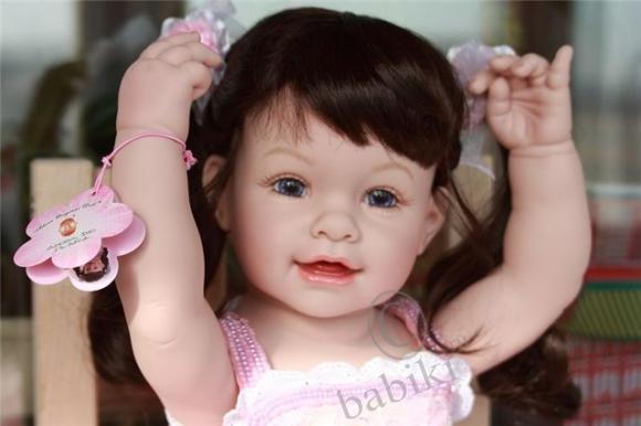 Клубная Флора приехала - кукла Адора