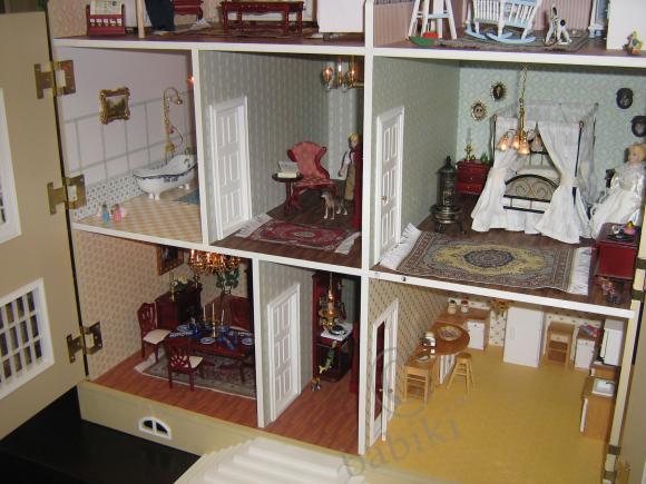 Фото с осенней кукольной  выставки в Москве