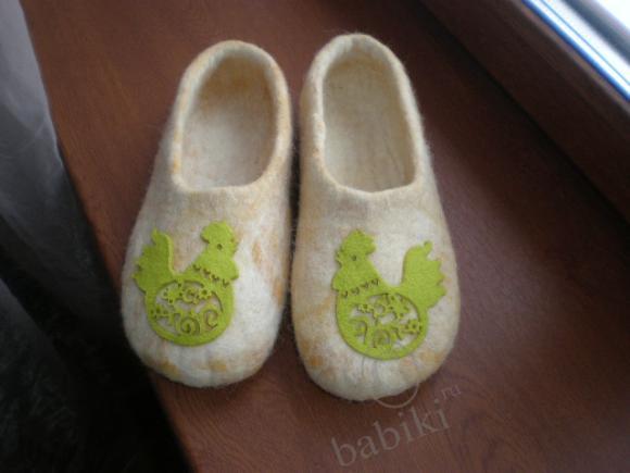 Лаймовый петушок - тапочки, мокрое валяние | Бэйбики Лаймовый петушок - тапочки, мокрое валяние