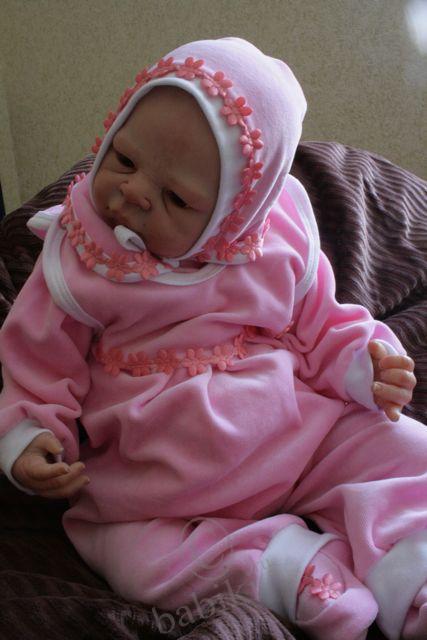 Куколка Дашуня сегодня ночью отправляется к мамочке Валентине в Москву))