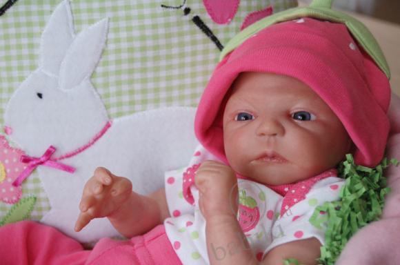 Маленькие и хрупенькие реалистичные куколки-младенцы реборн (фото 4)