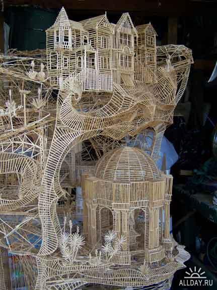 Удивительные скульптуры из зубочисток (фото 9)