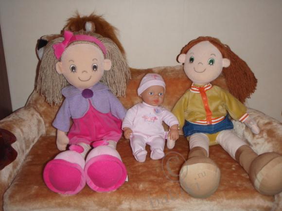 Наша с дочкой Пока что скромная кукольная коллекция;) (фото 2)