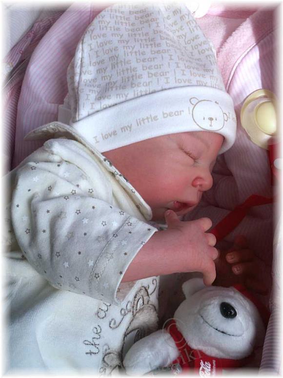 Кукла реборн из молда от Adrie Stoete-Schuiteman ALEXIA (фото 10)