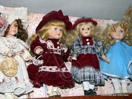 Дом, где живут куклы. Добавила фотографии, по просьбам трудящихся, ну и от себя кое-что