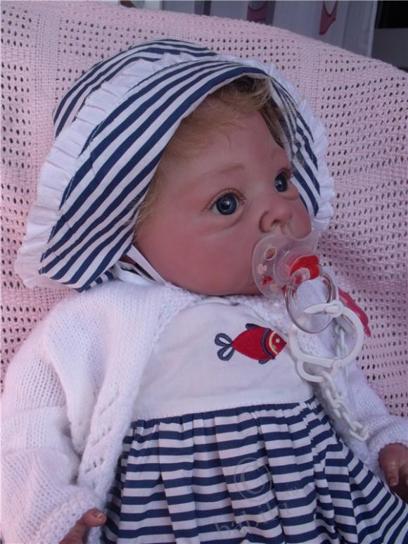 Солнышко светит,ребенок в саду, а мамка играет (фото 5)