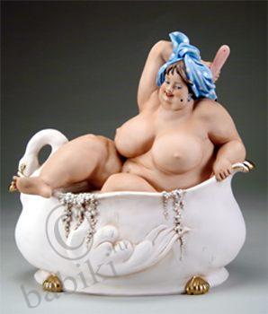 Женская красота - оригинальные статуэтки (фото 6)