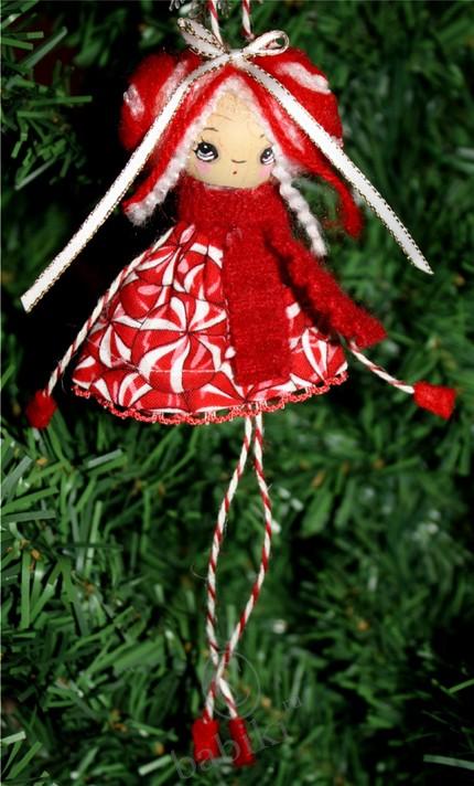 Украшаем елочку — Интерьерные и функциональные куклы: грелки на чайник (фото 3)