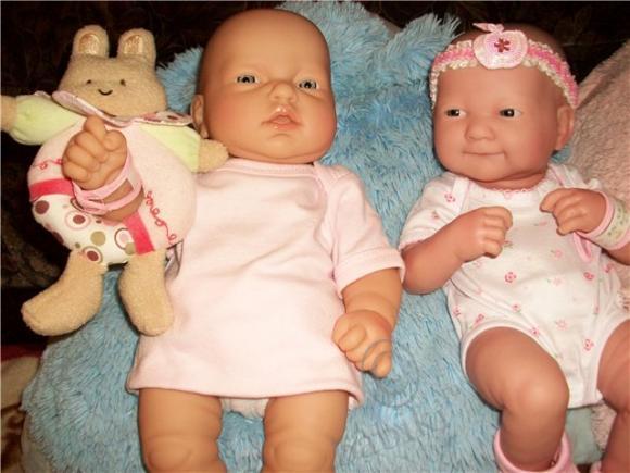 Мои куклы малышки Berenguer принарядились к празднику!