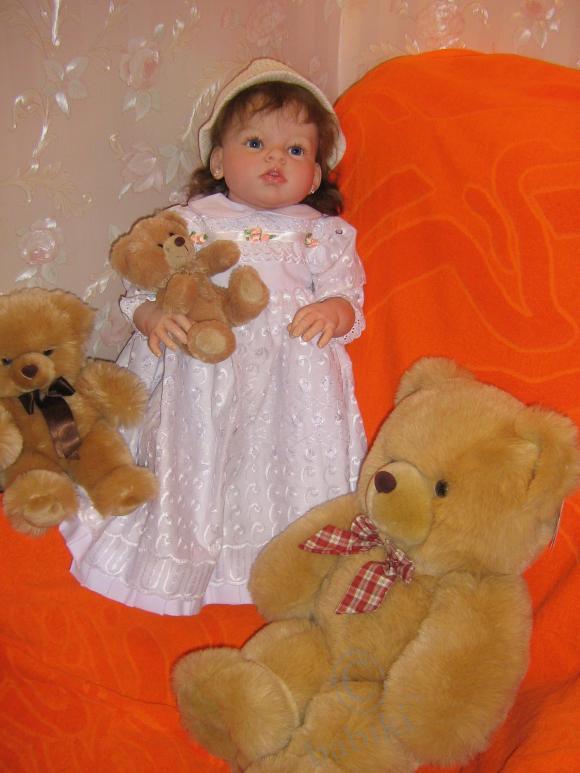 Моя Арианна освоилась дома