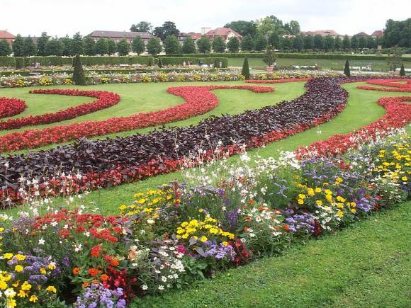 Кто сказал, что "МЫ не в СКАЗКЕ ЖИВËМ"