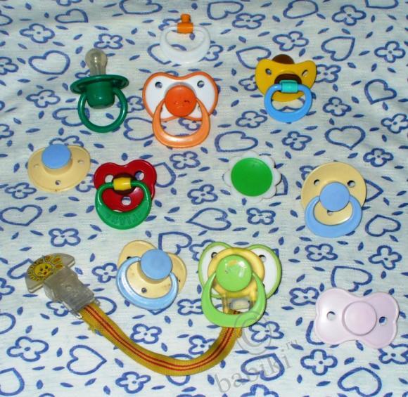 Соска детям не пустушка, а любимая игрушка