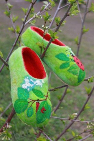 Таптушки Божья коровка - мокрое валяние своими руками (фото 2)