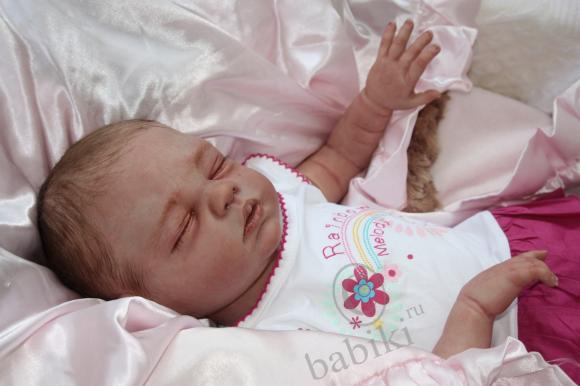 Нежная девочка Леонор - реалистичный младенец реборн (фото 3)