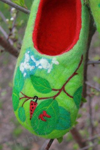 Таптушки Божья коровка - мокрое валяние своими руками (фото 3)