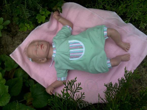 Моя малютка Сонечка: она же Леа, она же Кайрин - одна из четверни Стефани Саливан