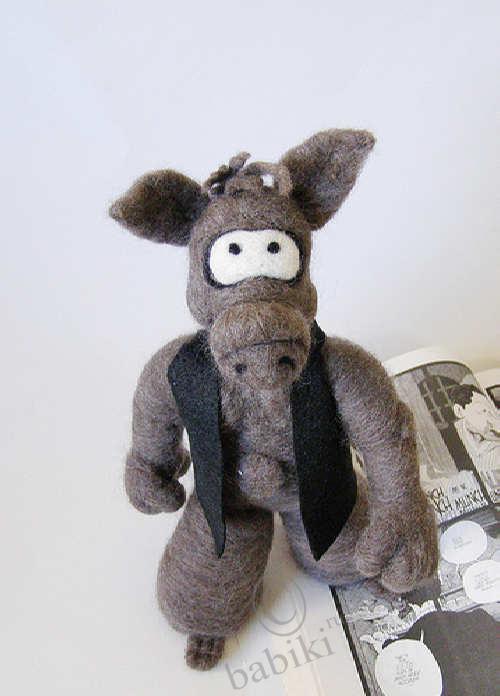 Оригинальные игрушки методом валяния из шерсти