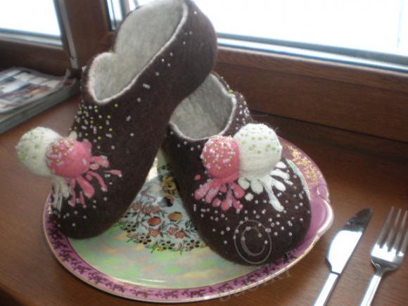 Тапки "Брауни с морженым" - мокрое валяние (фото 4)