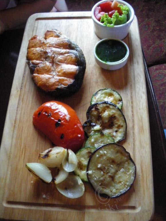 По просьбам трудящихся - ресторан "The Hooch" и другие окрестности Екб