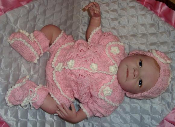 Вязаные вещички для кукол-малышей (фото 9)