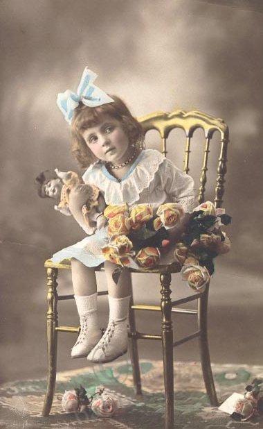 Старые фотографии детей с игрушками (часть 2)