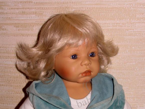 Маленькая Мария - коллекционная кукла от Zapf (фото 2)