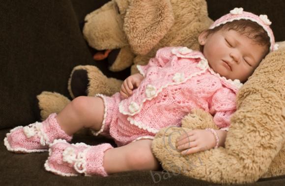 Вязаные вещички для кукол-малышей (фото 10)