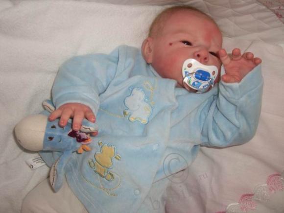 Один день из жизни Арсения - мой малыш реборн (фото 5)