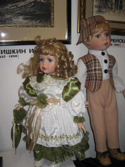 Куклы с антикварного салона 2010