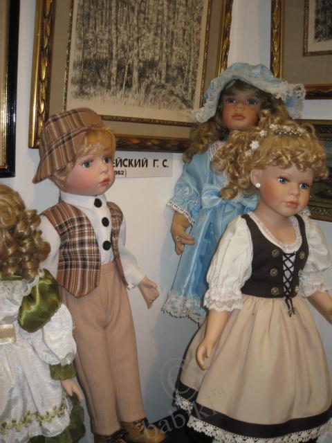 Куклы с антикварного салона 2010