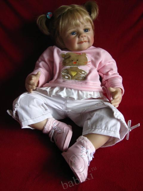 У нас новенькая. Добавила фотографии - кукла Джуди от Моники Левениг