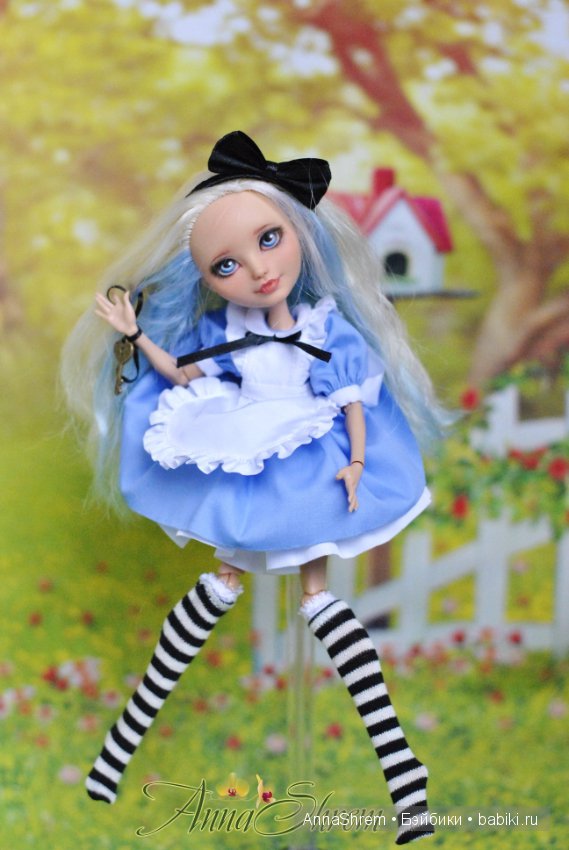 Алиса хай. ООАК Алиса в стране чудес. ООАК Эвер Афтер Хай. Эвер Афтер Хай Алиса кукла. ООАК куклы Алиса в стране чудес.