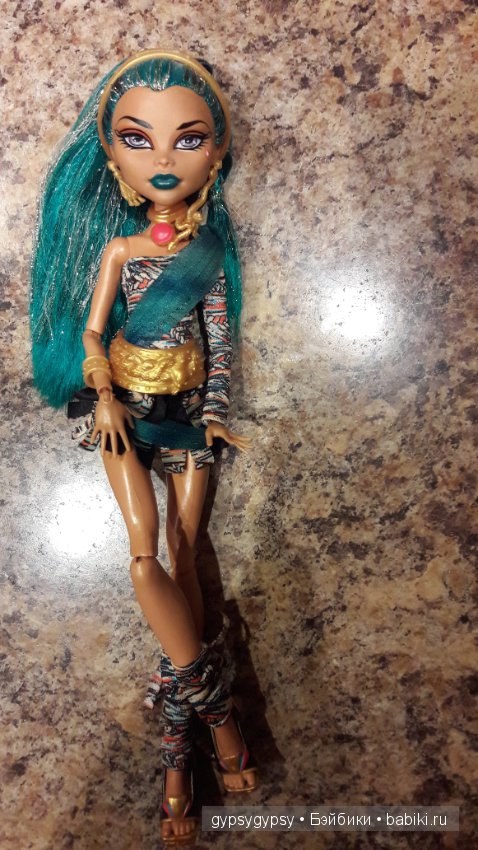 Базовая Нефера monster high (фото 2)
