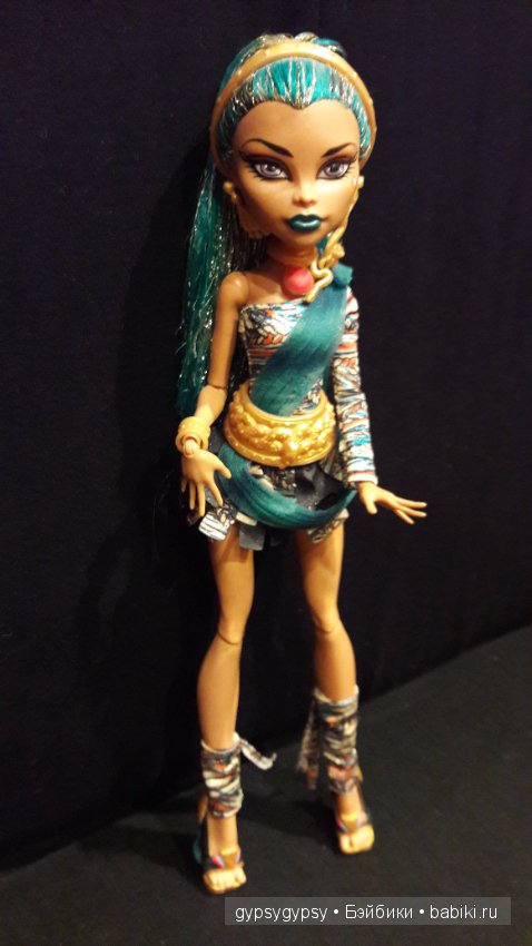 Базовая Нефера monster high